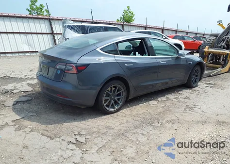 2020 Tesla Model 3 Standard Range Plus Rear-Wheel Drive/Standard Range Rear-Wheel Drive from USA, damaged, VIN 5YJ3E1EA2LF611448